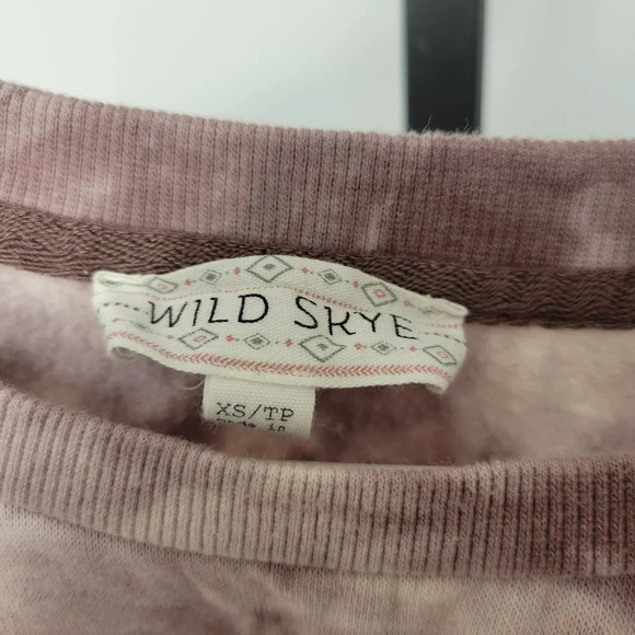 WILD  Skye Crop Sweater - Picture 3 of 4